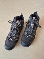 Decathlon Quechua halfhoge wandelschoenen grijs roze EU 39, Ophalen of Verzenden, Zo goed als nieuw, Schoenen