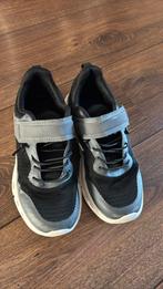 Gymschoenen maat 36 van Osaga, Sportschoenen, Osaga, Ophalen of Verzenden, Zo goed als nieuw