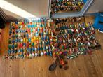 210 oude en nieuwe Playmobil poppetjes en accessoires, Ophalen of Verzenden, Gebruikt