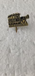 RET Reis- en excursievereniging, Verzamelen, Speldjes, Pins en Buttons, Ophalen of Verzenden, Gebruikt, Overige onderwerpen