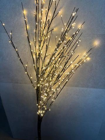 Kerstverlichting beschikbaar voor biedingen