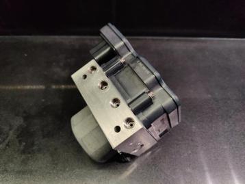 Toyota Aygo/ C1 / 108 •• Bosch ABS pomp ✓Lage KM stand beschikbaar voor biedingen