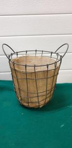 bloempot metaal met jute zak, Ophalen of Verzenden, 'T Olde Gre-j, Info@toldegrej.nl, Endepoelstraat 20f Didam
