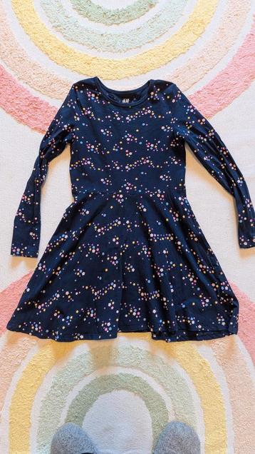 H&M Sterren Jurkje Maat 122-128 beschikbaar voor biedingen