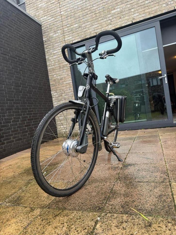 Giant E-bike - Goede Staat, Incl. Accu & Lader, Fietsen en Brommers, Elektrische fietsen, Gebruikt, Giant, Ophalen