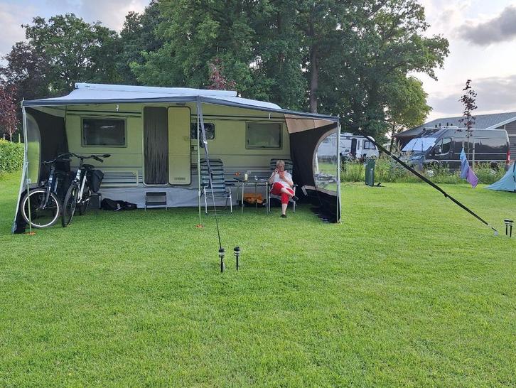 Panoramaluifel maat 11 (905-930cm) + stalen frame, Caravans en Kamperen, Caravan accessoires, Zo goed als nieuw, Ophalen of Verzenden