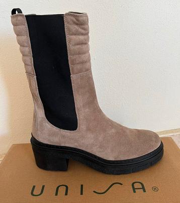 Unisa Jina laarzen maat 41! beschikbaar voor biedingen