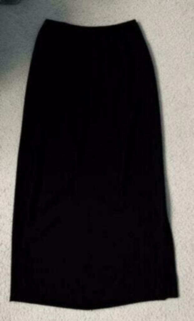 Frank Usher lange rok maat 42, Kleding | Dames, Rokken, Zo goed als nieuw, Maat 42/44 (L), Zwart, Onder de knie, Ophalen of Verzenden