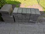 Gratis straatklinkers en stoeptegels., Tuin en Terras, Tegels en Klinkers, Ophalen, Gebruikt, 10 m² of meer, Beton