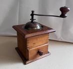 Antieke hand koffiemolen. Werkt perfect. Zeer mooie staat, Antiek en Kunst, Antiek | Gereedschap en Instrumenten, Ophalen of Verzenden