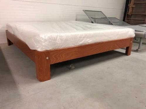 Auping bed, Huis en Inrichting, Slaapkamer | Bedden, Zo goed als nieuw, Tweepersoons, 160 cm, 200 cm, Hout, Bruin, Verstelbaar