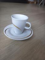 Mokkakopje met schotel, arzberg move., Ophalen of Verzenden, Zo goed als nieuw, Overige stijlen, Kop(pen) en/of Schotel(s)