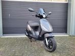 PIAGGIO ZIP 4T E4 BROM 10-2018 MAT GREY 11000KM + OPTIES, Benzine, 50 cc, Ophalen of Verzenden, Zip