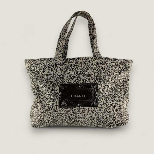 Authentieke Chanel tote bag, Sieraden, Tassen en Uiterlijk, Tassen | Damestassen, Nieuw, Shopper, Zwart, Ophalen of Verzenden