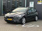 BMW 2-serie Active Tourer 220i High Executive/2de EIG/LEDER/, 1998 cc, 730 kg, Euro 6, Zwart