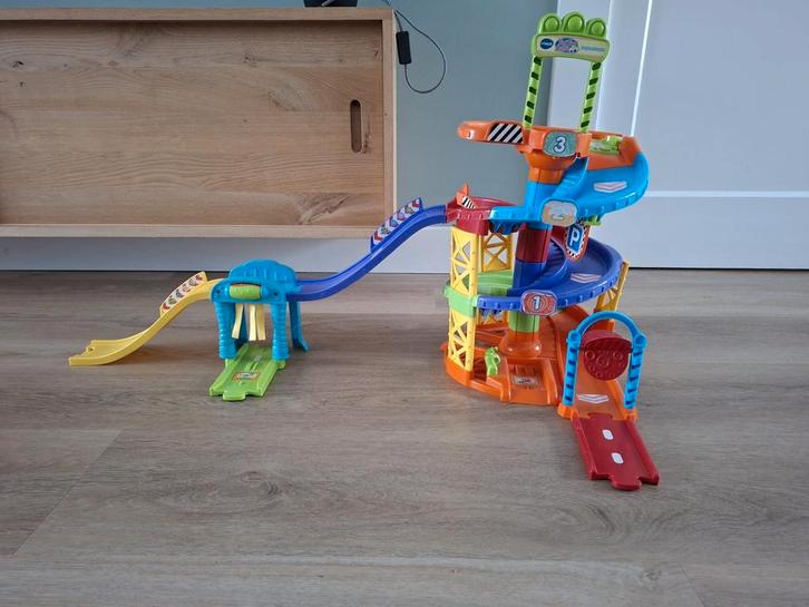 Heel veel toet toet speelgoed, Kinderen en Baby's, Speelgoed | Racebanen, Gebruikt, Handmatig, Overige merken, Ophalen