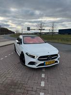 Mercedes-Benz A-Klasse A 220 4Matic 190pk 7G-DCT 2019 Wit, Auto's, Mercedes-Benz, 1800 kg, Zwart, Alcantara, Wit