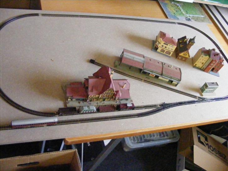 N SPOOR  START SET .....KOMPLEET, Hobby en Vrije tijd, Modeltreinen | N-Spoor, Zo goed als nieuw, Overige typen, Gelijkstroom
