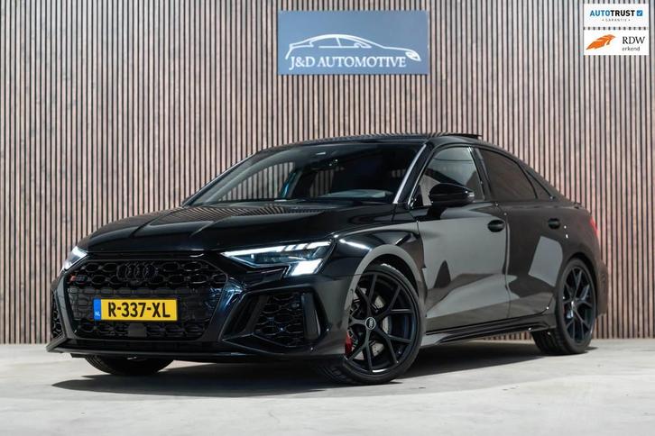 Audi A3 Limousine 2.5 TFSI RS 3 quattro 400PK PANO VIRTUAL L, Auto's, Audi, Bedrijf, Te koop, RS3, 4x4, ABS, Achteruitrijcamera