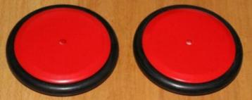 Nieuwe Houten wielen rubber rand 12.5 cm Rood beschikbaar voor biedingen