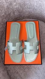 Mooie Hermes slippers te koop!, Ophalen of Verzenden, Zo goed als nieuw, Switch, Overige controllers