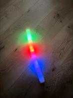 50 LED Licht Tubes - 7 Branduren per tube, Ophalen of Verzenden, Nieuw, Feestartikel, Overige