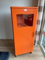 Tenzo Malibu lockerkastje, Ophalen, Gebruikt