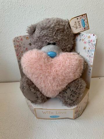 Me to You Fluffy Heart beschikbaar voor biedingen
