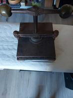 Boekenpers Bloemen pers, Ophalen