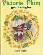 VICTORIA PLUM GEEFT VLIEGLES- Angela Rippon- 1981 *Vintage*, Gelezen, Ophalen of Verzenden, Angela Rippon, Fictie algemeen