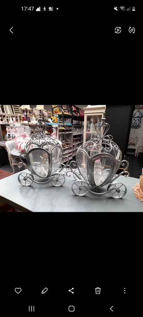 2 x windlichten koetsen zilver kleurig 85.00 p.s, Huis en Inrichting, Woonaccessoires | Kandelaars en Kaarsen, Zo goed als nieuw