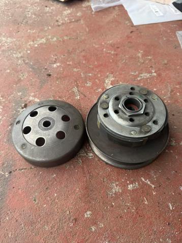 Koppeling met malossi drukveer 4t beschikbaar voor biedingen