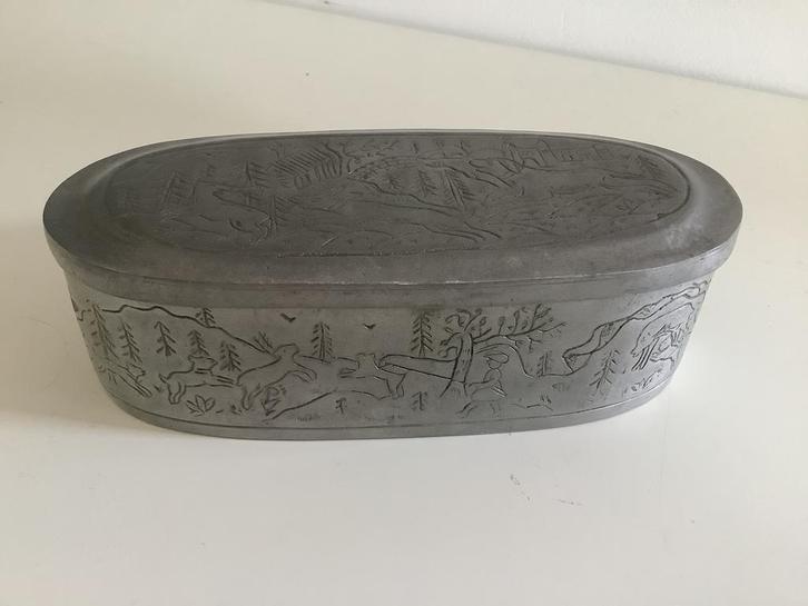 Tabaksdoosje van tin met jachttaferelen met merkteken, Antiek en Kunst, Curiosa en Brocante, Ophalen of Verzenden
