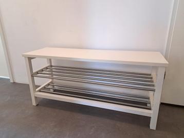 Ikea TJUSIG bank met schoenenrek wit beschikbaar voor biedingen
