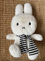 Nijntje knuffel met sjaal, Ophalen of Verzenden, Zo goed als nieuw, Konijn