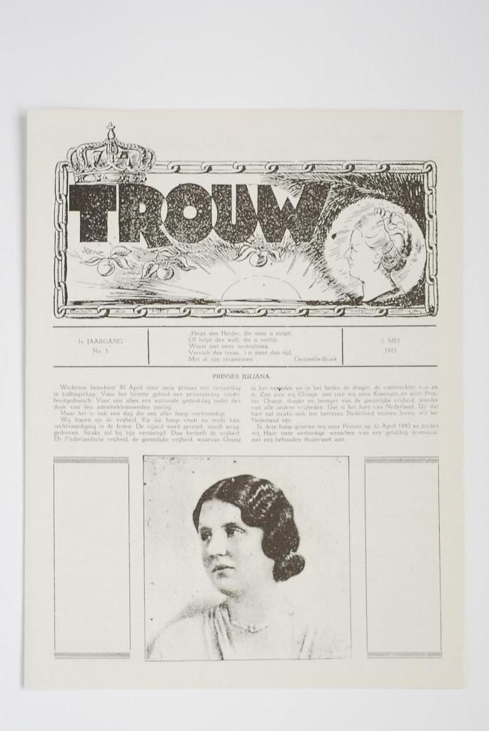 6 mei 1943 - Trouw | Heruitgave 1994, Verzamelen, Militaria | Tweede Wereldoorlog, Boek of Tijdschrift, Nederland, Verzenden