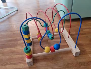 Kralenspeelgoed beschikbaar voor biedingen