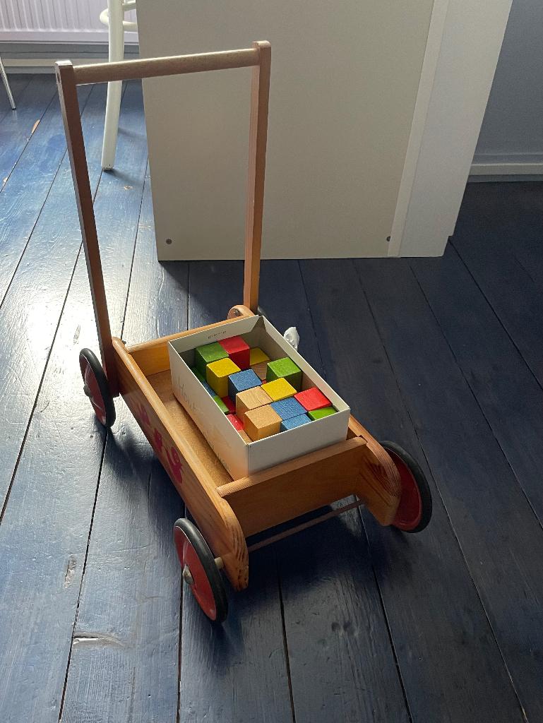 Houten loopwagen met blokken, Ophalen, Gebruikt, Duw- of Trekspeelgoed