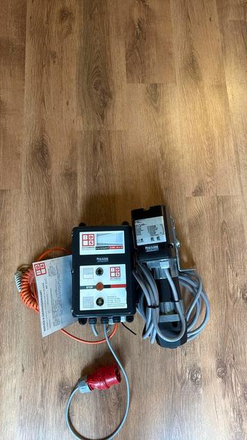 Motor roldeur overheaddeur garagedeur sectionaaldeur beschikbaar voor biedingen