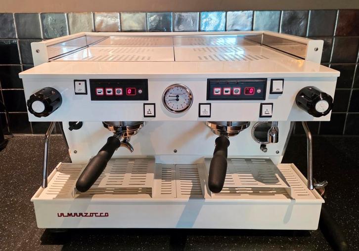 La Marzocco Linea Classic 2-groeps Custom, Witgoed en Apparatuur, Koffiezetapparaten, Zo goed als nieuw, Espresso apparaat, 10 kopjes of meer