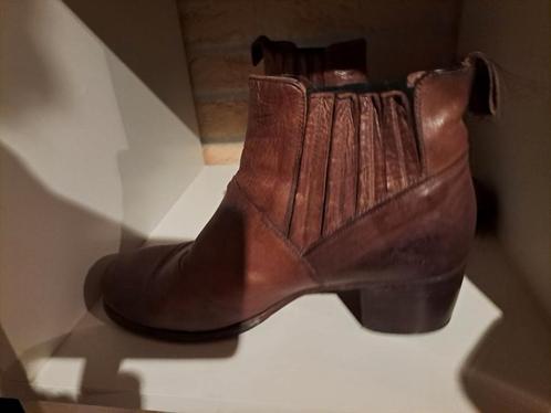Moma laarsje mt.40, Kleding | Dames, Schoenen, Zo goed als nieuw, Verzenden