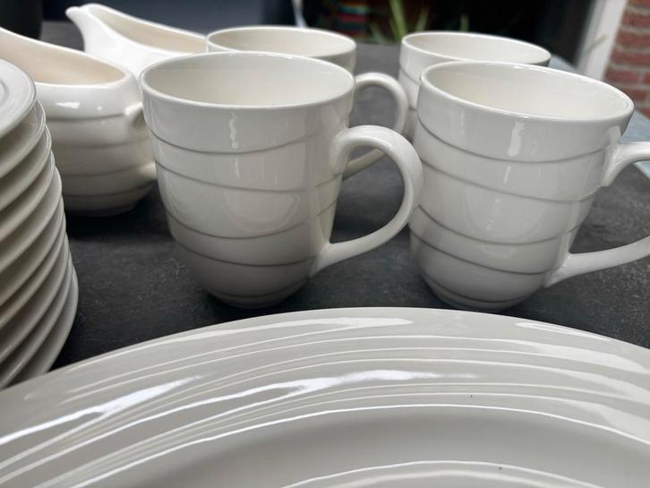 Jamie Oliver Servies Waves, Huis en Inrichting, Keuken | Servies, Gebruikt, Compleet servies, Effen, Aardewerk, Ophalen