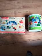 Houten treinset en ton met houten blokken, Kinderen en Baby's, Speelgoed | Houten speelgoed, Ophalen of Verzenden, Gebruikt, Overige typen