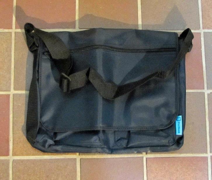 Blauwe schoudertas aktetas / laptoptas, Computers en Software, Laptoptassen, Nieuw, Schoudertas, 13 inch, Ophalen of Verzenden