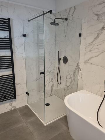 Douchecabine 90x90 met vlakke douchevloer compleet Nieuw beschikbaar voor biedingen