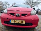Toyota Aygo 1.0 12V Vvt-i 3DRS MMT 2006 Rood, Voorwielaandrijving, Stof, 765 kg, 4 stoelen