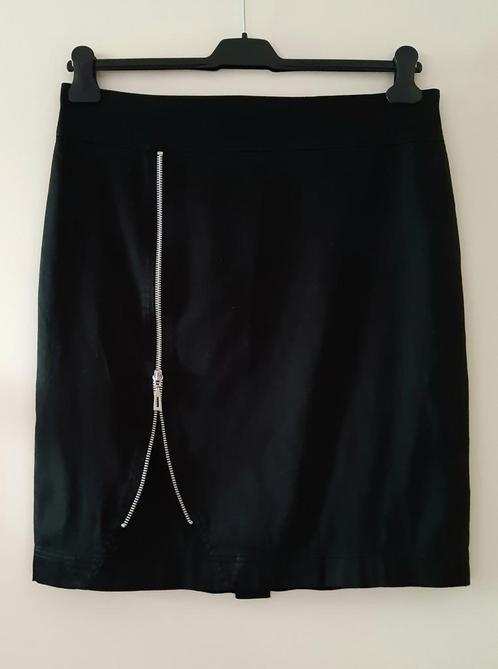 Zwarte rok van Inizia collection met trendy rits detail m.44, Kleding | Dames, Rokken, Zo goed als nieuw, Maat 42/44 (L), Zwart