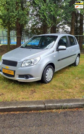 Chevrolet Aveo 1.2 16V 5 deurs , Airco , nieuwe apk beschikbaar voor biedingen