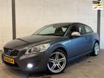 Volvo C30 1.6 D2 R-edition Airco|Cruise|PDC|Leder !, Voorwielaandrijving, 28 km/l, Gebruikt, Zwart