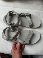 Teva Sandals classic (size US 10 EU 43), Kleding | Heren, Schoenen, Teva, Ophalen of Verzenden, Sandalen